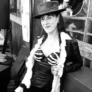 Meet your Posher, Donna